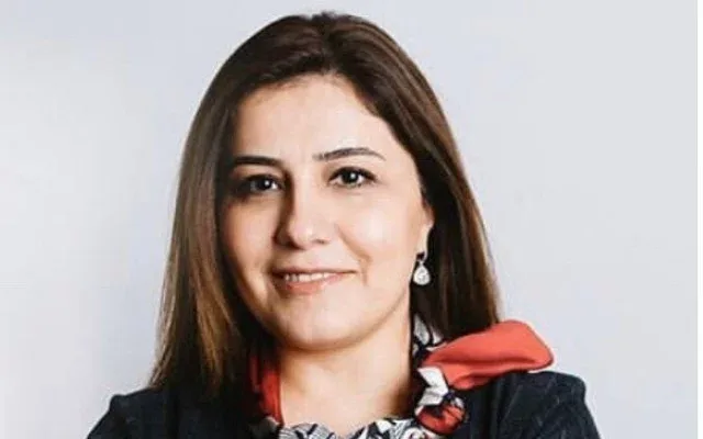Bu xanım sədr seçildi - FOTO