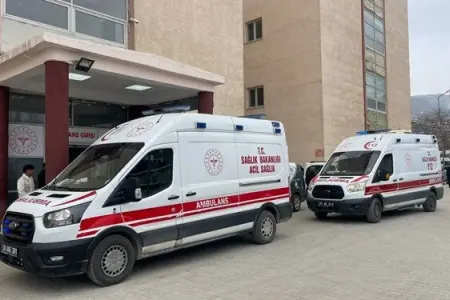 Məktəbdə qida zəhərlənməsi: - 43 şagird...