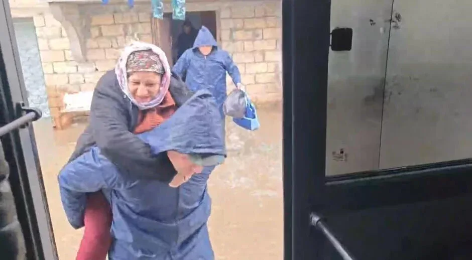 Lənkəranda kəndləri su basdı - FOTO