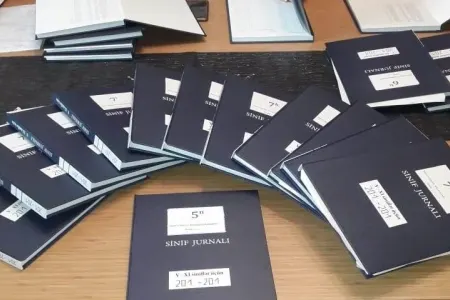 Azərbaycan məktəblərində yenilik - – Jurnal ləğv edilir