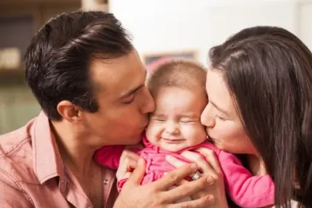 Uşaqları kənardan sevin, ancaq öpməyin...