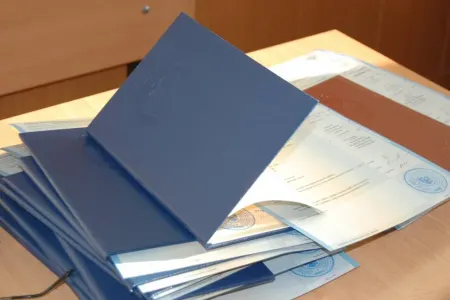 100-dən artıq şəxsin diplomu tanınmadı