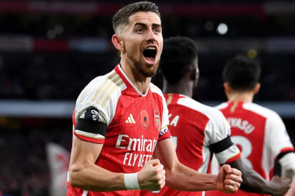 Ulduz futbolçu Juniniyo ilə eyni komandada