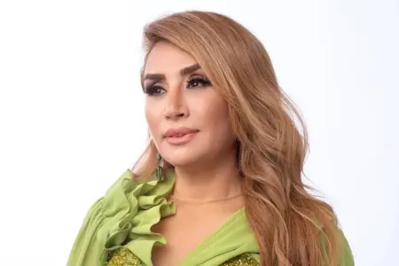 "Deyirdilər ki, Elnarənin bundan başqa paltarı yoxdur"