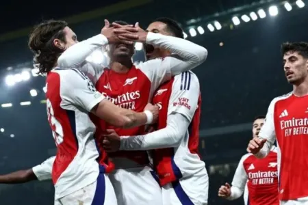 "Arsenal" klubu dörd hücumçu ilə maraqlanır