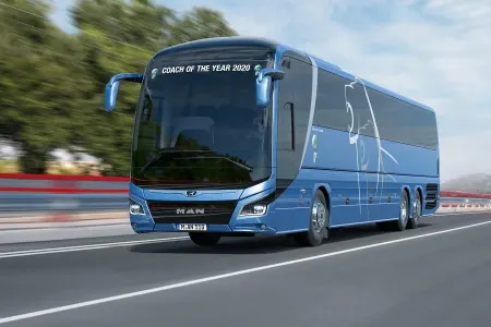 Avtobus yük maşını ilə TOQQUŞDU: 30 nəfər öldü