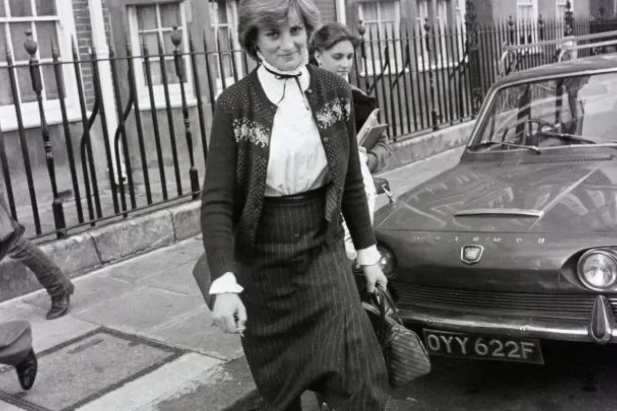 Şahzadə Diananın Çarlzla toyundan əvvəl yaşadığı ev - FOTO