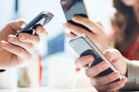 2024-cü ilin 4 telefonu, 2025-ci ildə almağınız məsləhətdir - büdcəyə uyğun