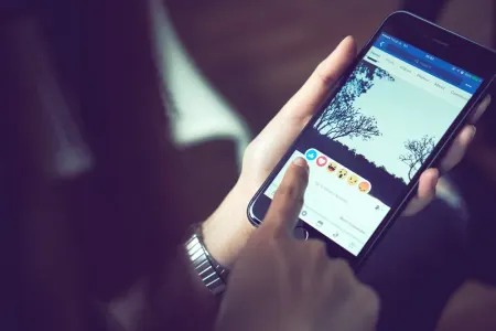 "Tüstü detektoru" sosial mediaya - gəlir?
