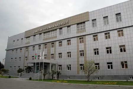 Nazir müavinin ardınca onu da vəzifədən azad etdilər