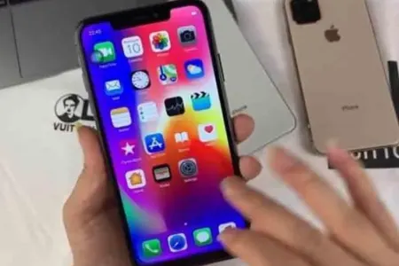 "Apple" 18 illik özəlliyindən vaz keçir - FOTO