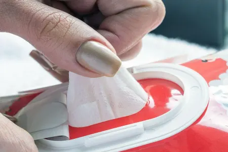 Yaş salfetlər qadağan olunacaq