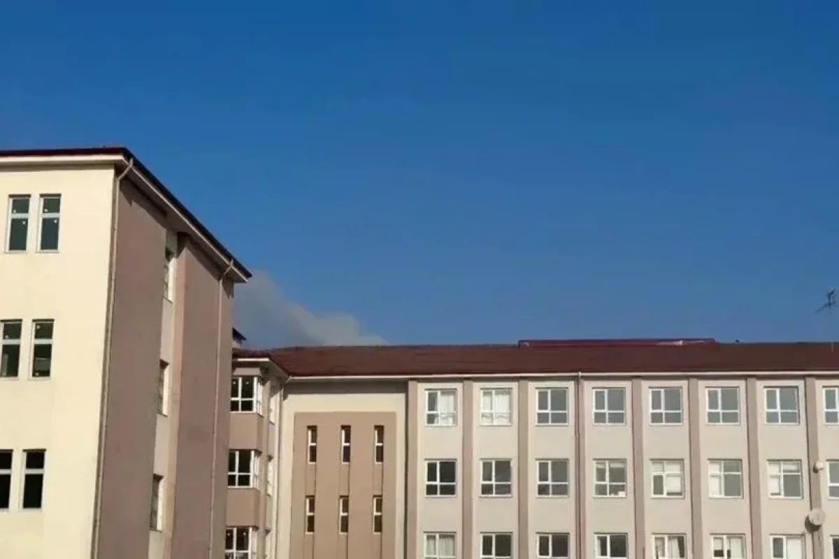 Məktəbdə yanğın: - Şagirdlər...