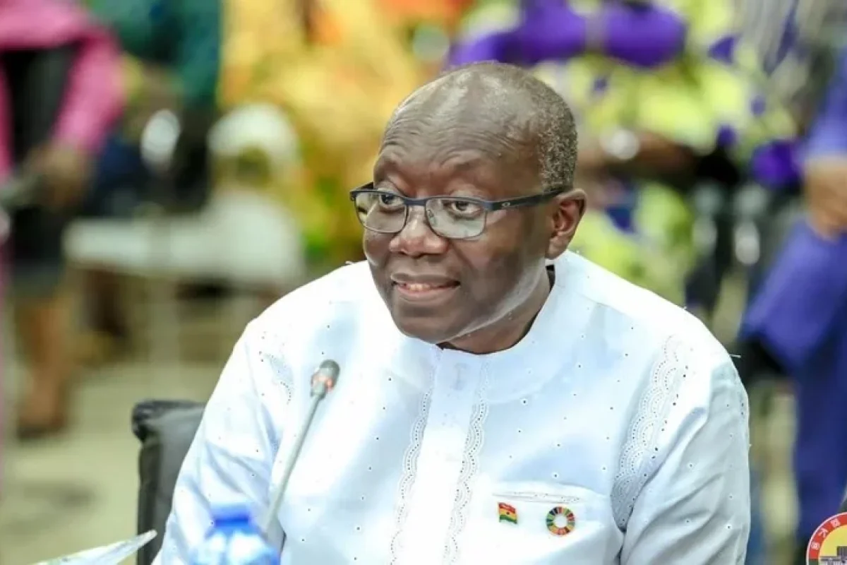 Keçmiş nazir ölkədə “fərari” - ELAN EDİLDİ