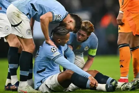 Ulduz futbolçudan xəbər var