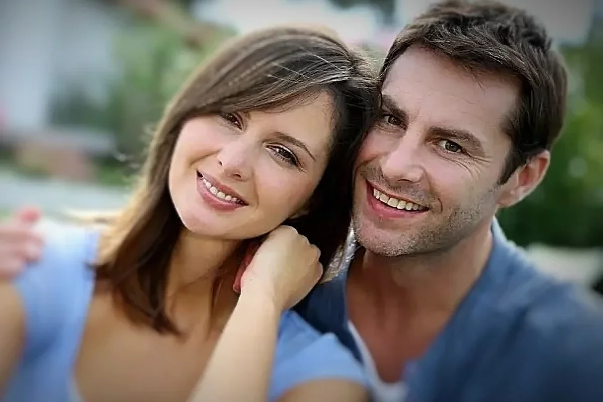 Dostunun sevgilisinin - qisasını almaq üçün