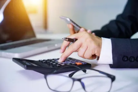 Pensiya alan vəfat edərsə, təqaüdün neçə misli ailəyə verilir?