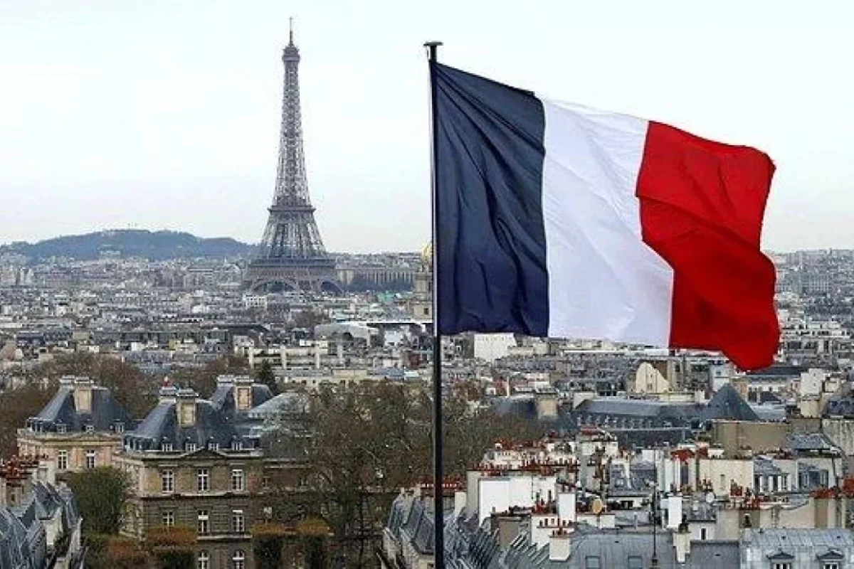 Fransada məhbuslara Sevgililər Günü üçün - masaj edilib