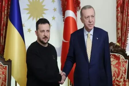 Ərdoğanın Zelenskiylə görüşü başladı