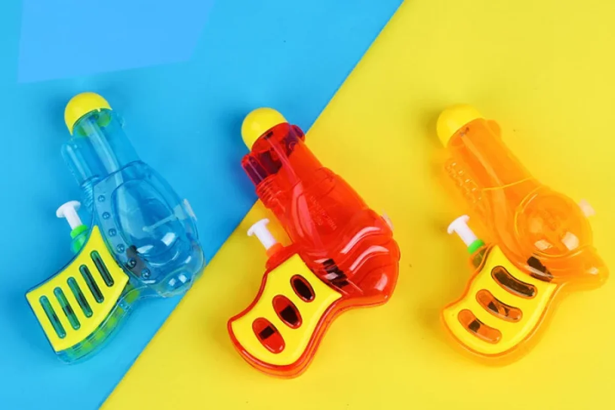 Əlindəki oyuncaqla - 60 min oğurladı