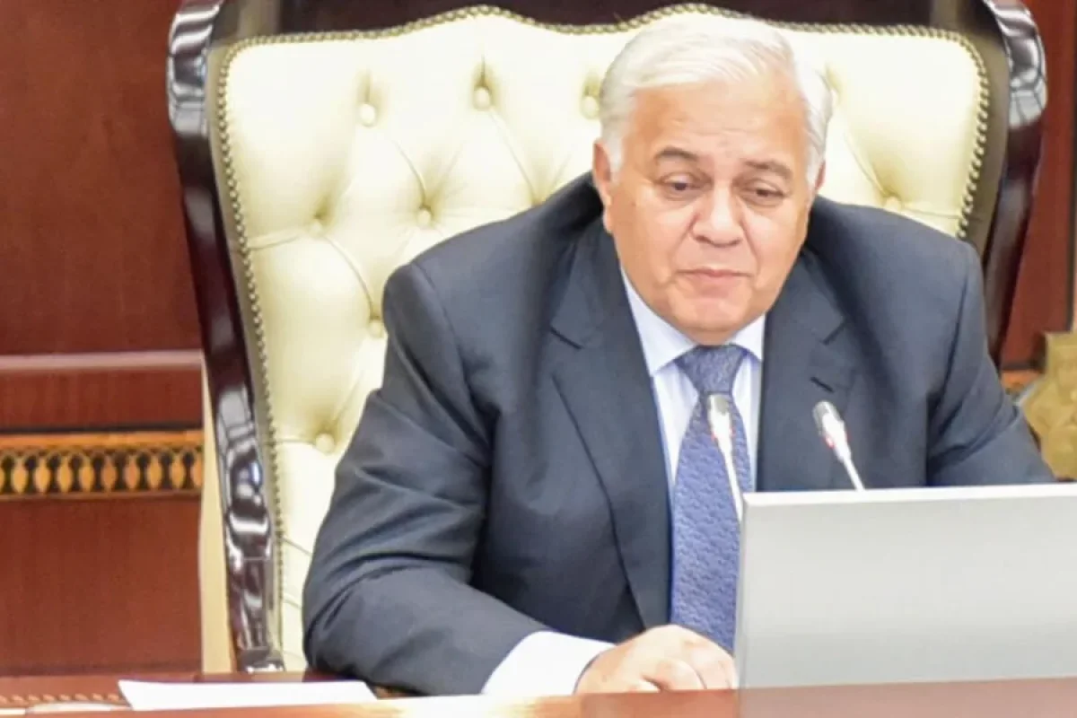 Sabiq sədr uzun müddət sonra görüntüləndi - FOTO