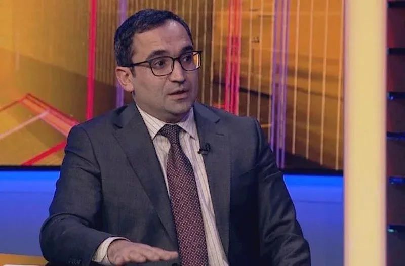 Qızılın qiymətinin kəskin artmasının səbəbi nədir? — - AÇIQLAMA