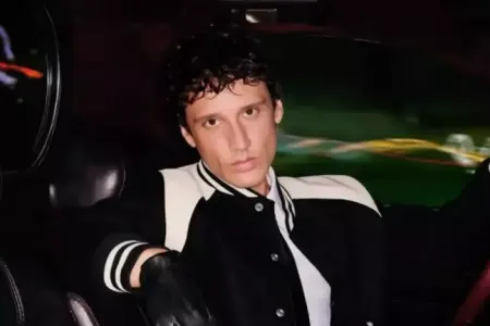 Məşhur müğənni qara görə metroya - MİNDİ