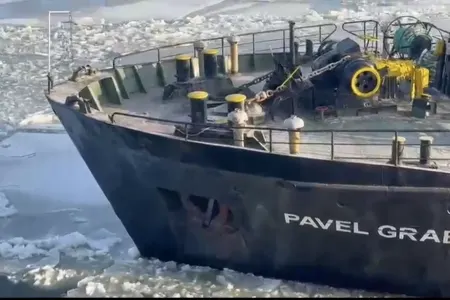 Azov dənizdində azərbaycanlıların olduğu gəmi batır - VİDEO