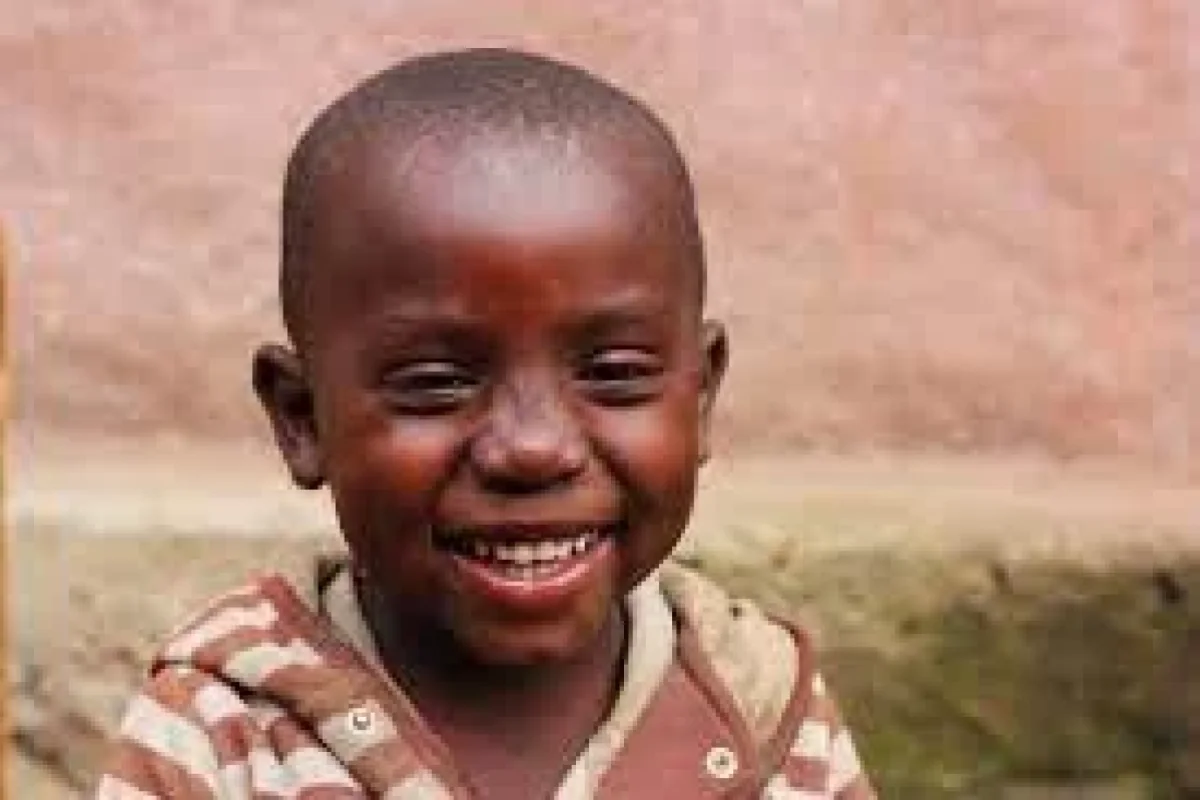 Həkimlər də şoka düşdü: - Ağ ata-anadan qara körpə doğuldu