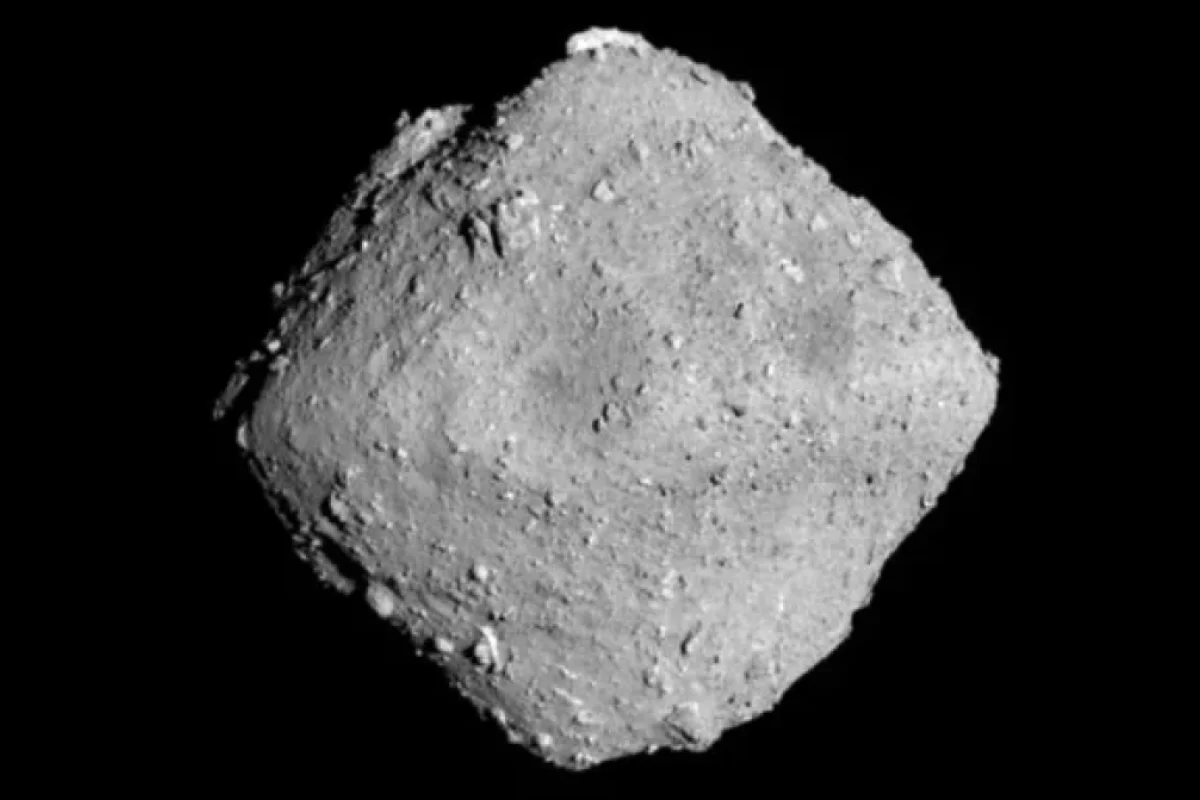 Alimlər Günəş sistemindən kənarda - su tapıblar