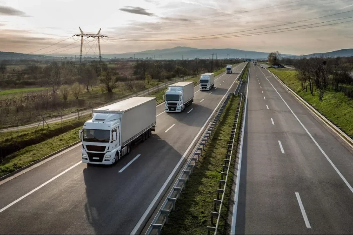 Ölkə Hərəkətdə olan yük maşınların kütlə parametrləri belə yoxlananılacaq - YENİ QAYDA