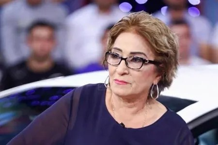 Fatma Mahmudova insult keçirdikdən sonra ilk dəfə - VİDEO