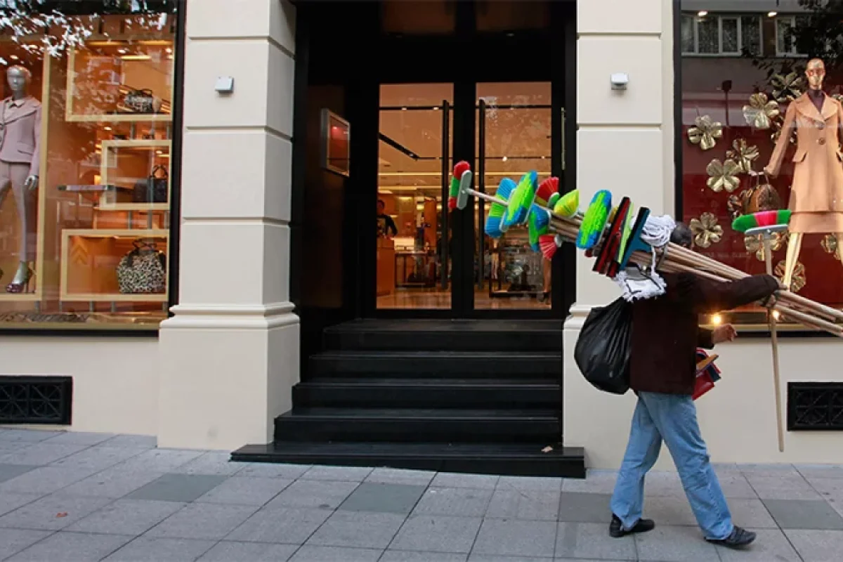 Varlı insanlar müflis olduqda, - belə dəyişir