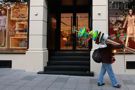 Varlı insanlar müflis olduqda, - belə dəyişir