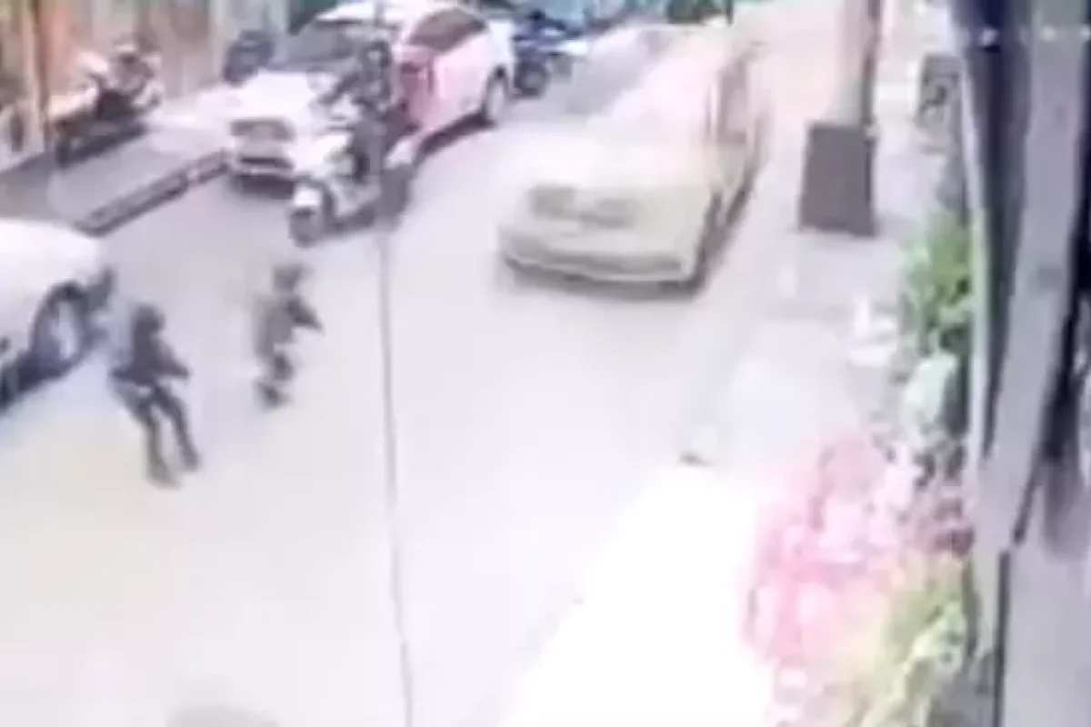 Taksi qartopu oynayan uşağı vurdu