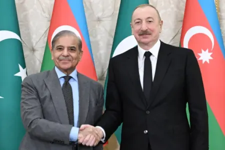 Gülüstan” sarayında dövlət ziyafəti verilir