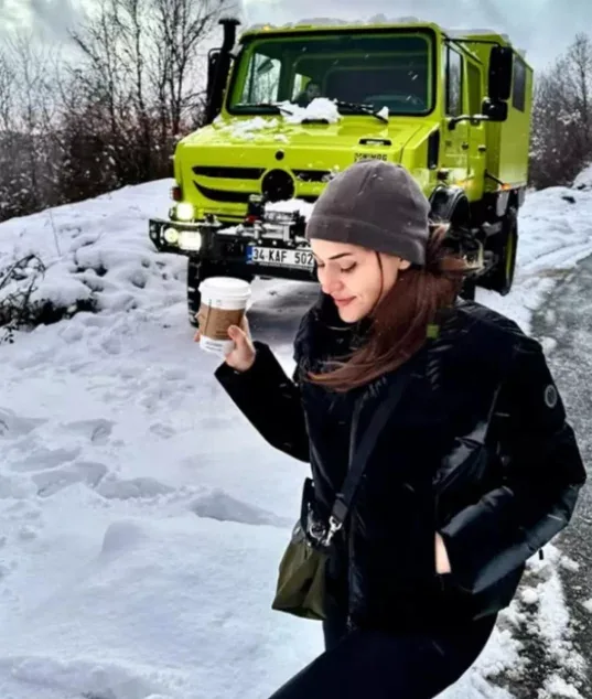 Avtomobilini zibil maşınına bənzətdilər - FOTO