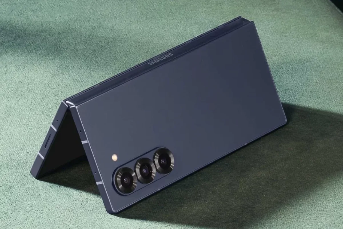 "Samsung Galaxy Z Fold 7" - BELƏ GÖRÜNƏCƏK - FOTO