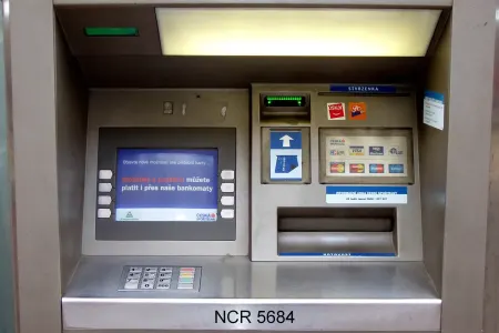 Azərbaycanda iki valyuta BAHALAŞDI - RƏSMİ MƏZƏNNƏ