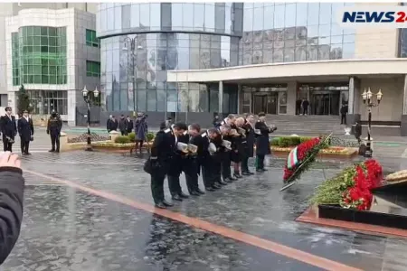 Baş prokuror "Ana harayı" abidəsini ziyarət ETDİ - VİDEO