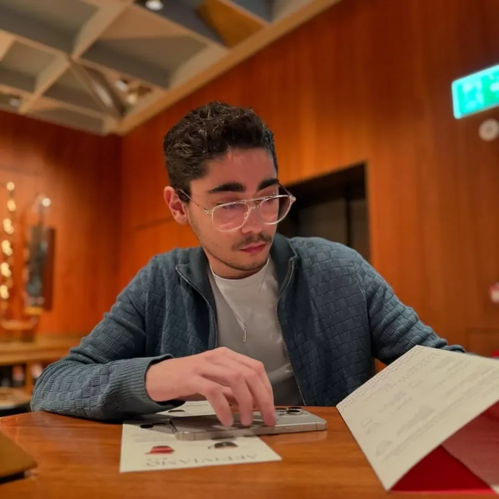 Dayısı atası general olan bacısı oğlu ilə bağlı paylaşım etdi - 21 yaşında vəfat etmişdi - FOTOlar