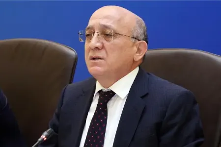 Arvadını işləməyə qoymayan kişilərin nəzərinə!