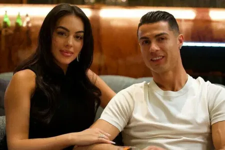 Ronaldodan Corcinaya növbəti jest: - Görün nə hədiyyə etdi