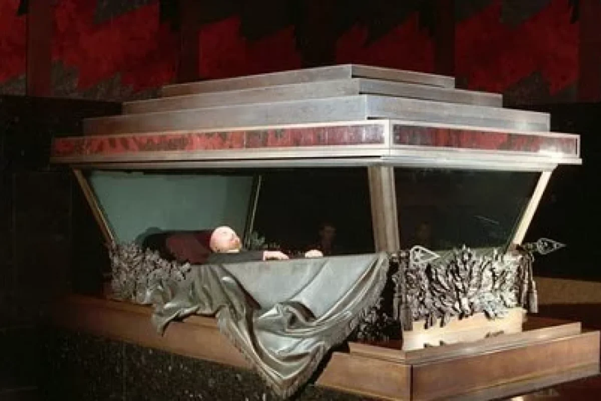 O, 101 ildir - niyə basdırılmır?