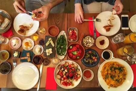 İmsakda bunları yemək ziyanlıdır