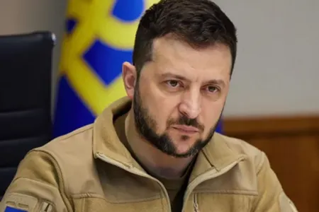 Zelenski Ukraynada atəşkəsdən imtina etdi