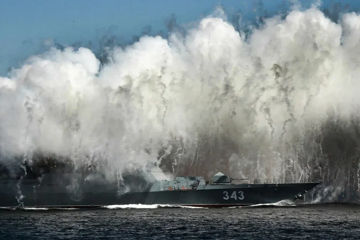 Rusiya donanması HƏRƏKƏTƏ KEÇDİ - Bu okeanı - barıt qoxusu bürüdü