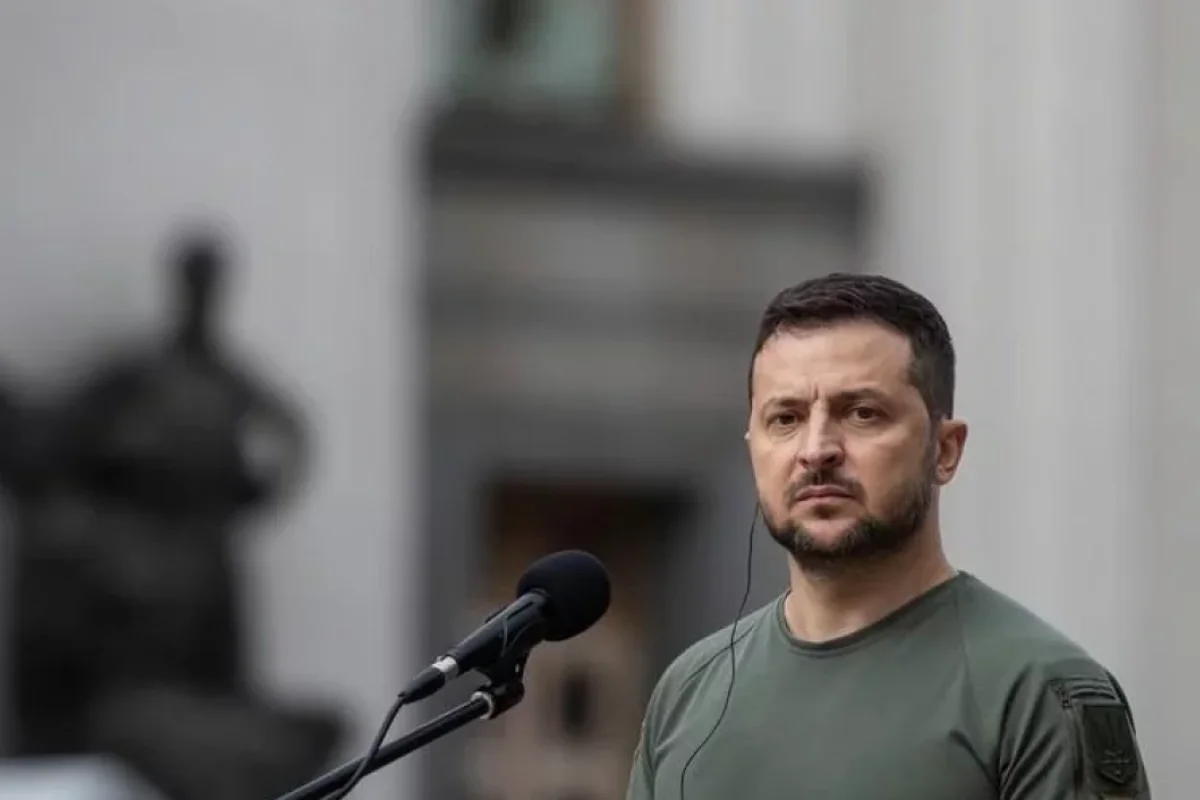 “Məni ancaq NATO-ya dəyişmək olar” – - Zelenski istefasını baha satmaq istəyir