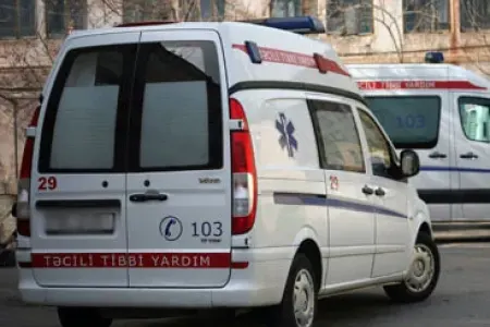 Bakıda ambulans qəzaya uğradı - ANBAAN VİDEO
