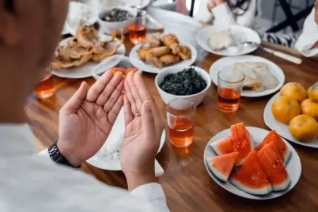 Ağız suyu orucu poza bilər? - AÇIQLAMA